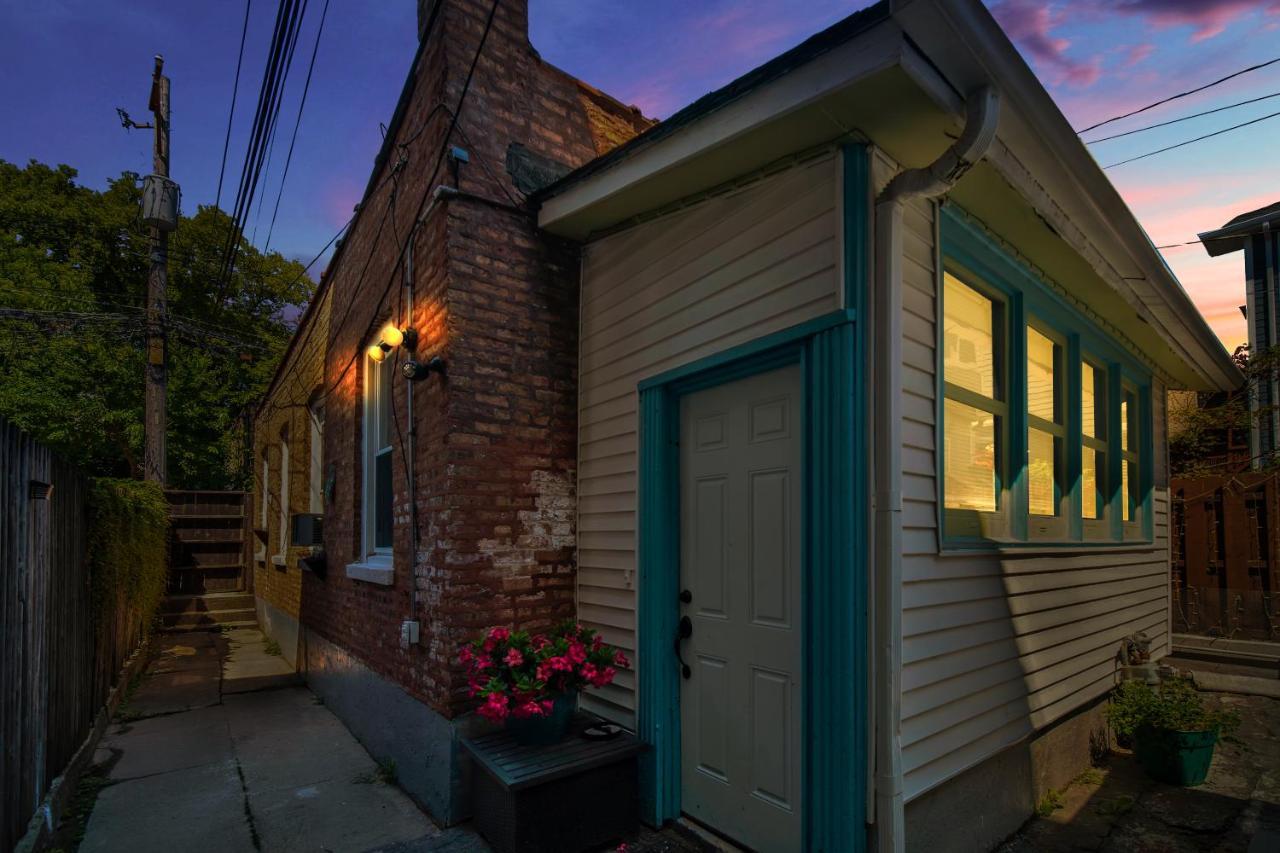 Logan Square Coach House Hotel Chicago Exterior photo